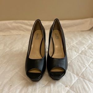 9&CO Fashion Women Shoes,Black Color, Size 8.5M